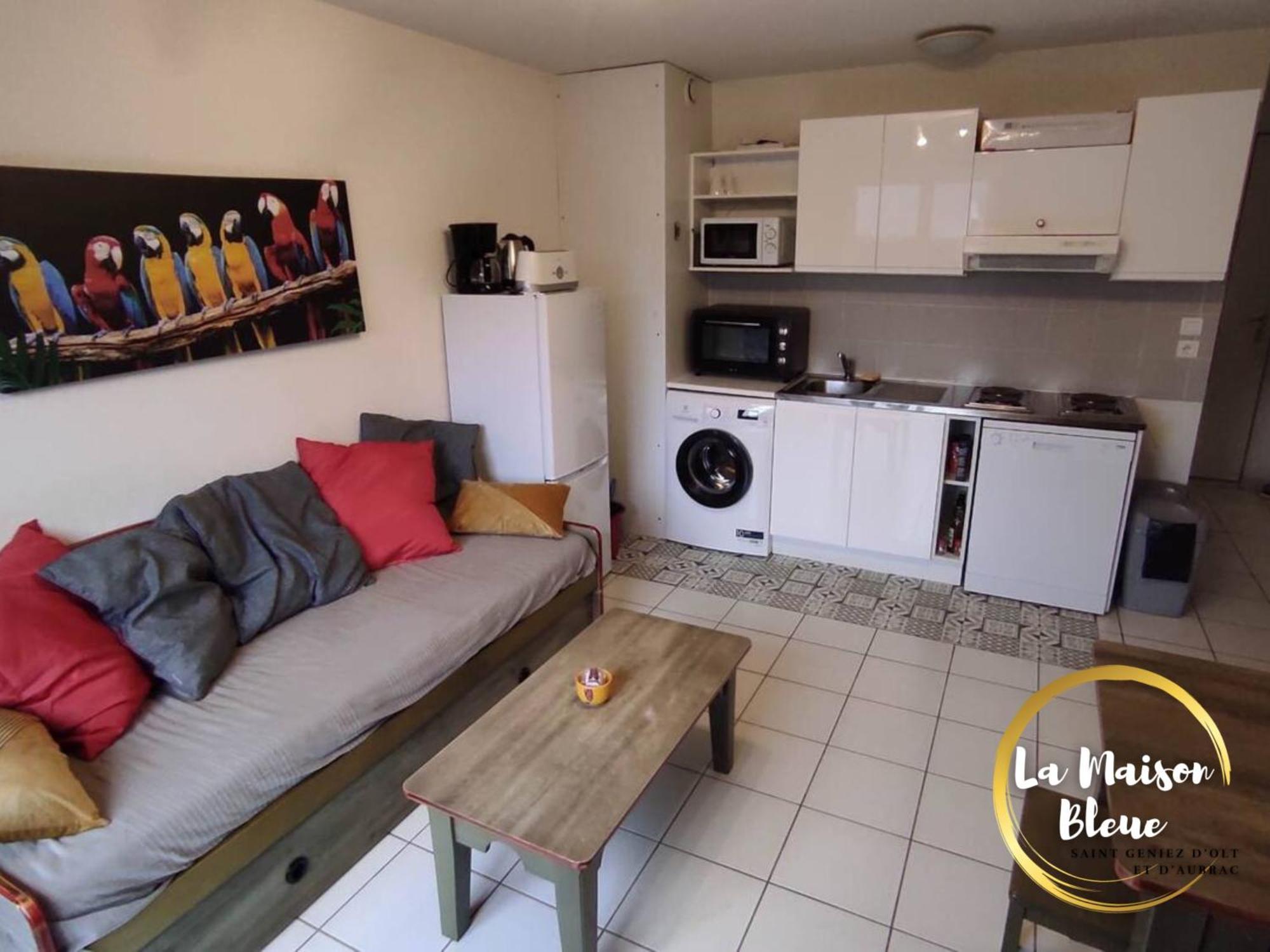La Maison Bleue, Village Vacances, Piscine, Parking Saint-Geniez-dʼOlt Kültér fotó