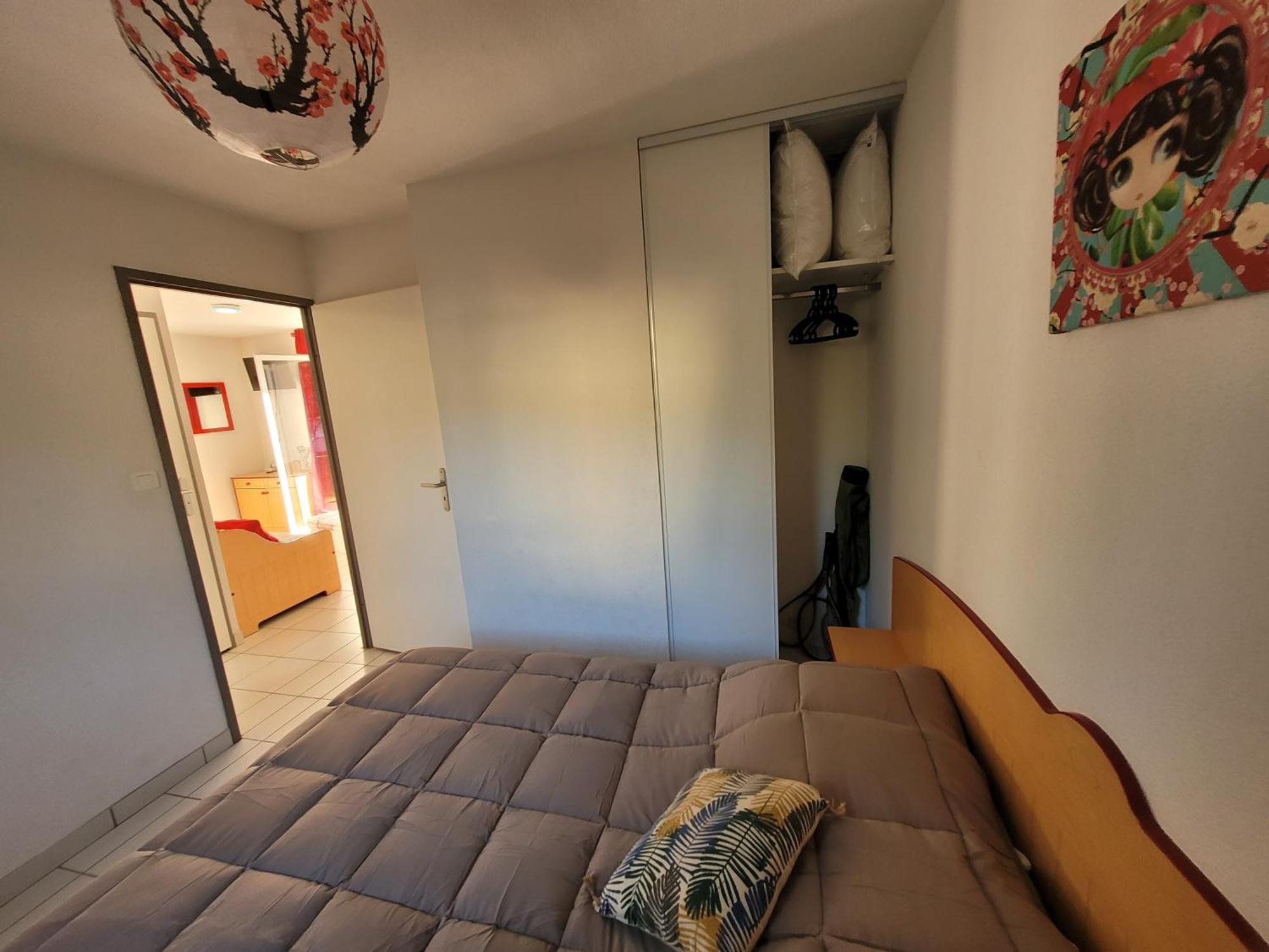 La Maison Bleue, Village Vacances, Piscine, Parking Saint-Geniez-dʼOlt Kültér fotó